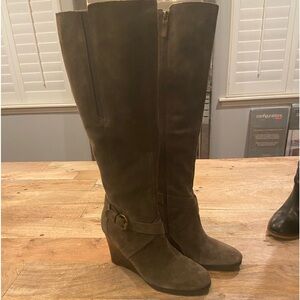 Franco Sarto suede boots